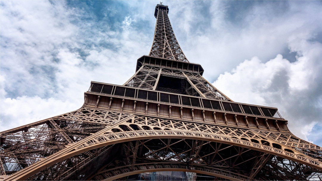 low-angle-photo-graph-of-eiffel-tower-lo res