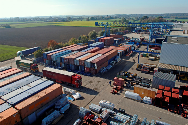AUMUND Logistic container handling yard in Rheinberg